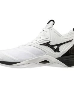Carolina Sports Center MIZUNO WAVE MOMENTUM 2 MID